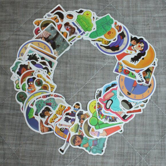 Lot of 50 Glossy The Big Comfy Couch Stickers - Picture 1 of 5